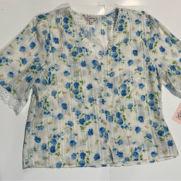 Nanette Lepore Cotton Swiss Dot Floral Blouse Sz L Cottage Lace Sheer Shabby Top - Picture 1 of 8